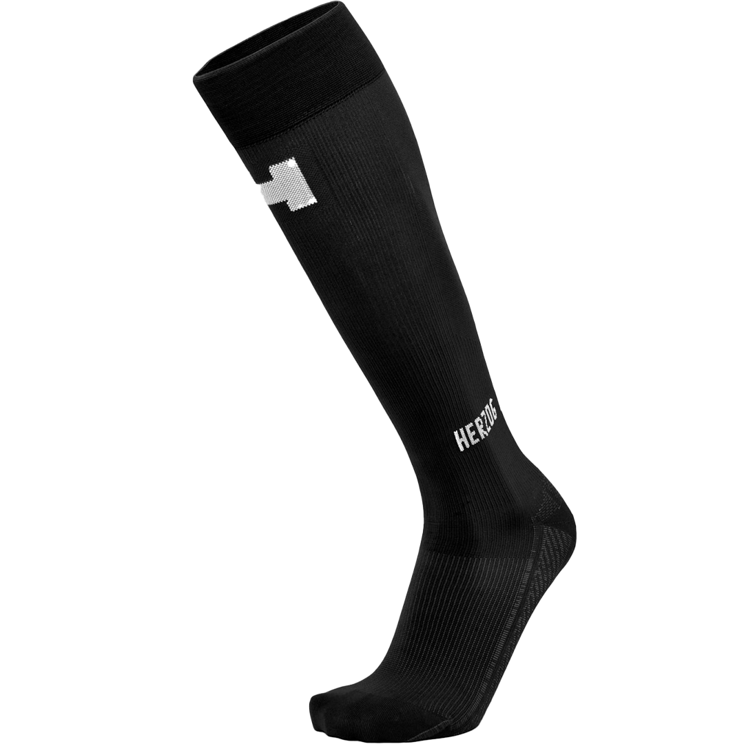 Handball with compression socks, Prevent injuries